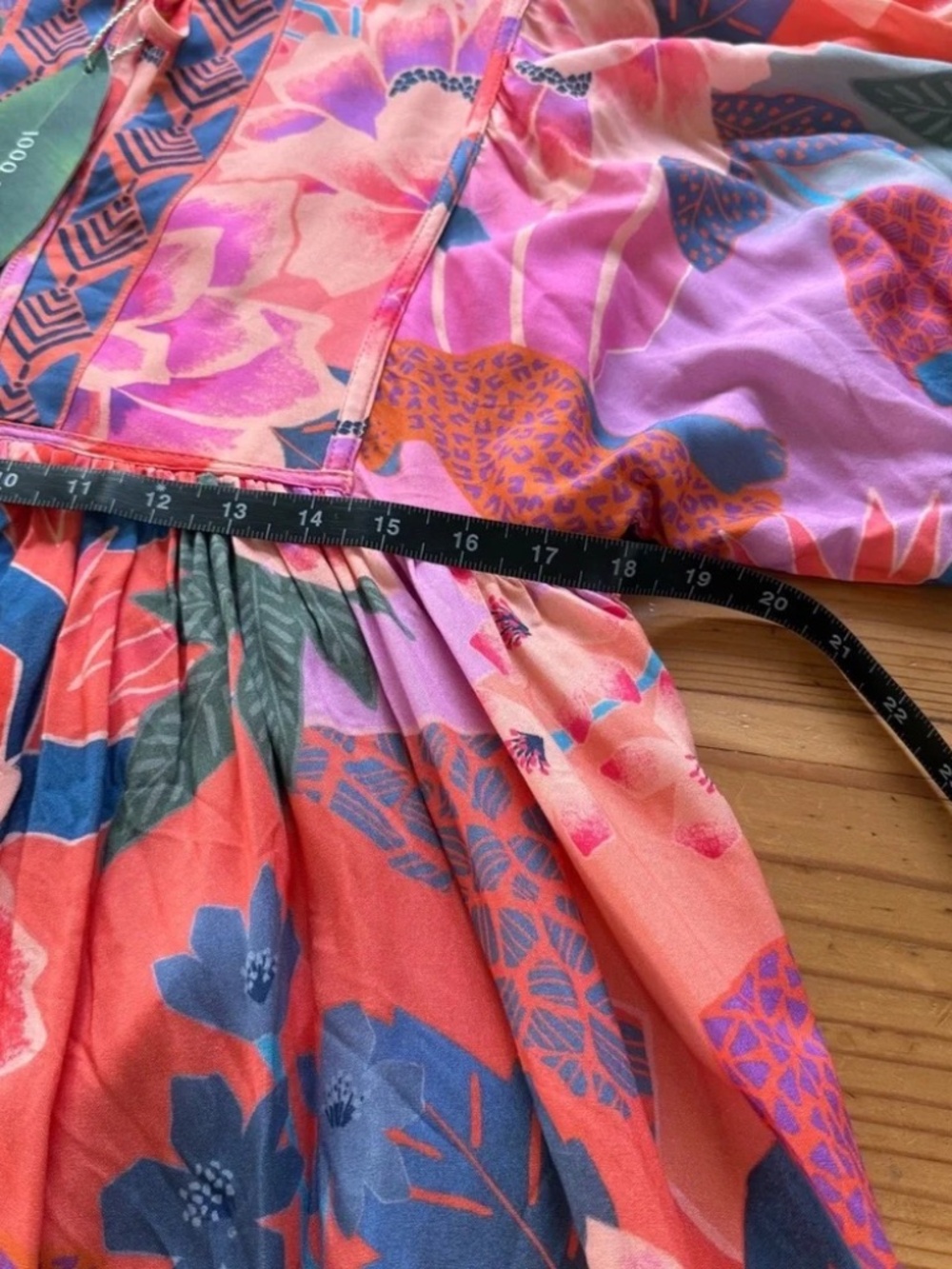 NWT's Farm Rio Dress - Picture 6 of 7